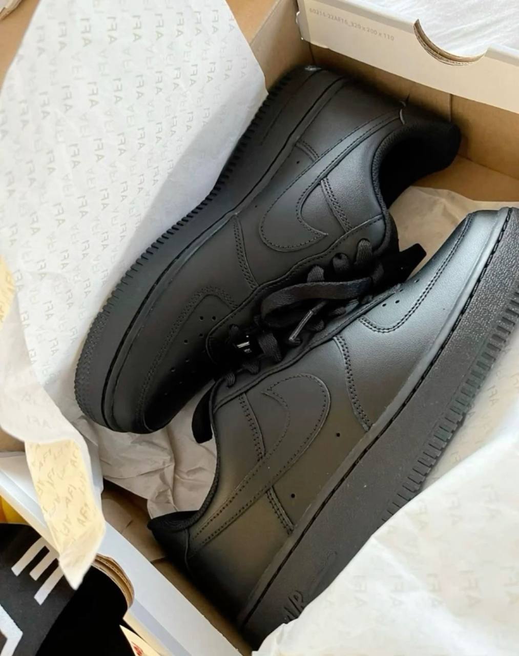 Nike Air Force 1 Low - Triple Black